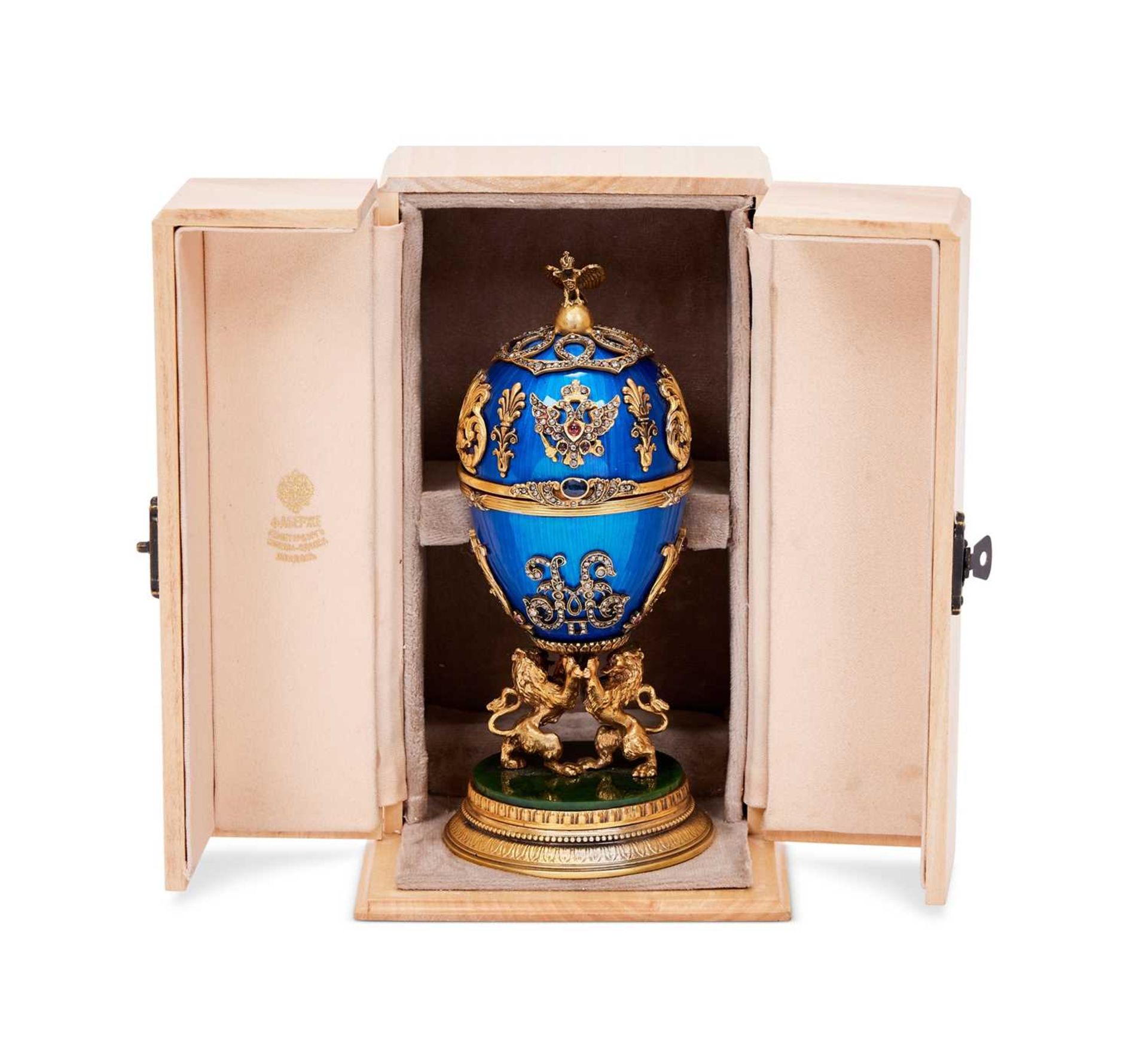 A FABERGE STYLE DIAMOND ENCRUSTED, GUILLOCHE ENAMEL AND SILVER GILT EGG - Image 3 of 3