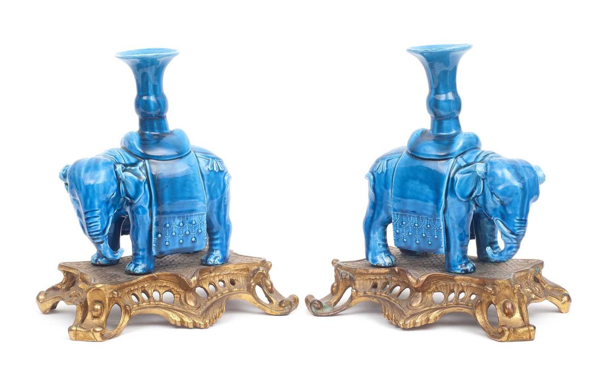 A PAIR OF 19TH CENTURY CHINESE QING DYNASTY TURQUOISE GLAZED ELEPHANT CANDLESTICKS - Image 3 of 3