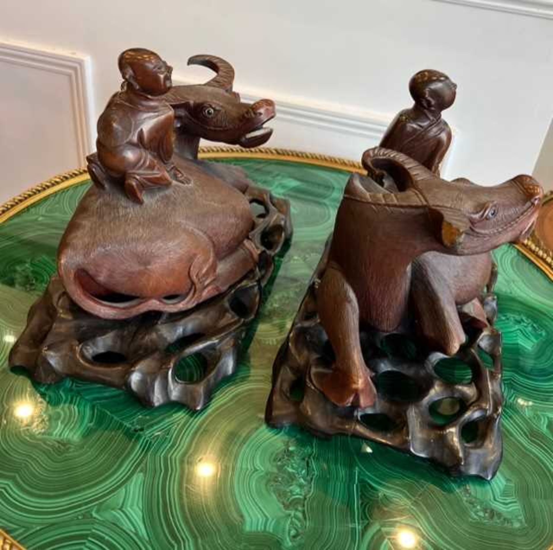 A PAIR OF QING DYNASTY CHINESE CARVED HARDWOOD GROUPS OF WATER BUFFALO WITH MEN - Image 11 of 13