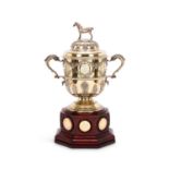 A FINE SILVER GILT EQUESTRIAN TROPHY CUP, LONDON, 1901, ROWLANDS AND FRAZER