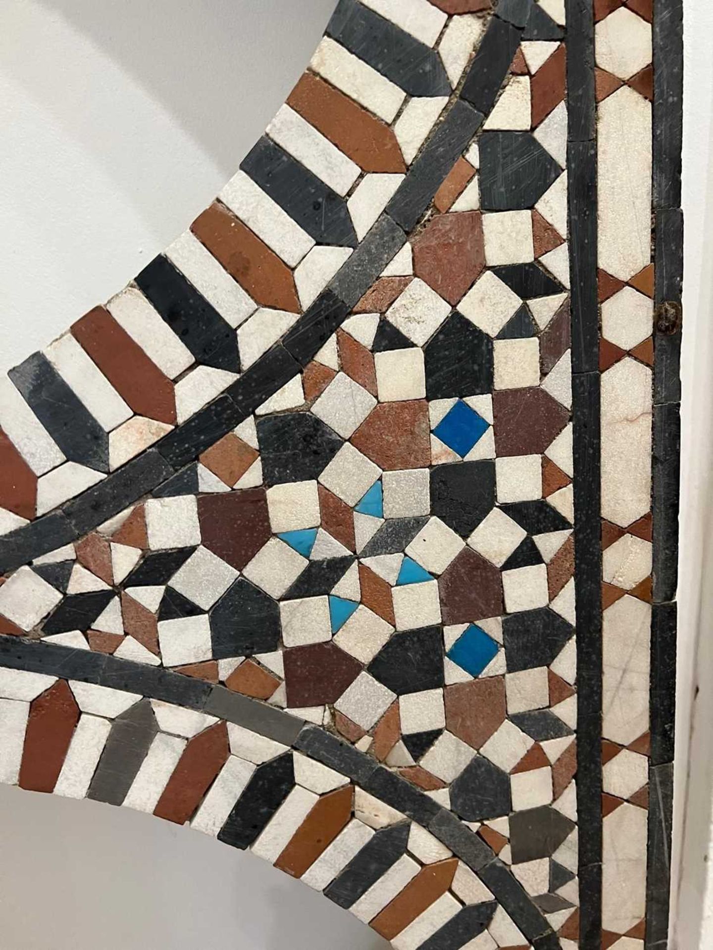 A 15TH / 17TH CENTURY OTTOMAN / MAMLUK POLYCHROME GEOMETRIC MARBLE MOSAIC WALL PANEL, EGYPT - Image 6 of 6