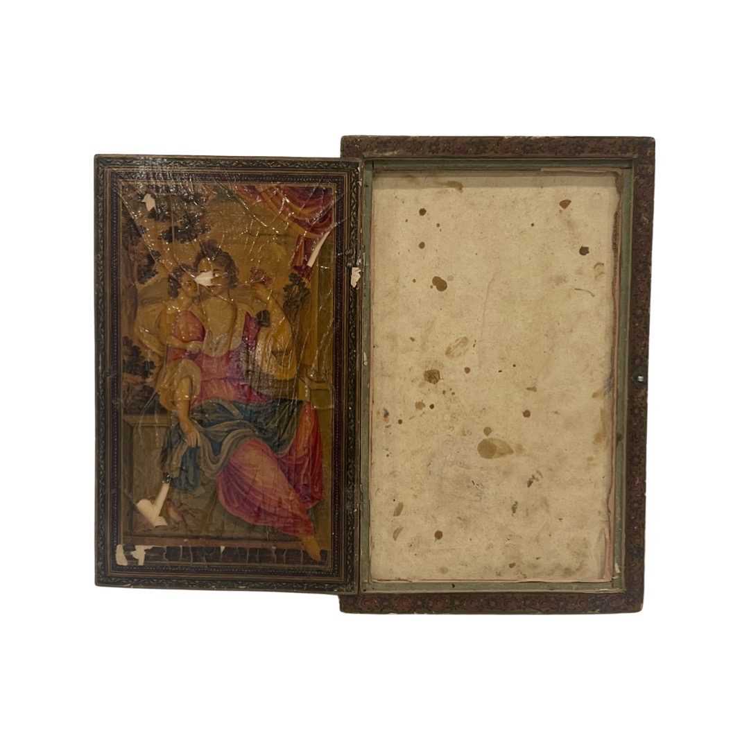 A LATE 18TH / EARLY 19TH CENTURY PERSIAN LACQUERED MIRROR CASE, QAJAR - Image 4 of 15