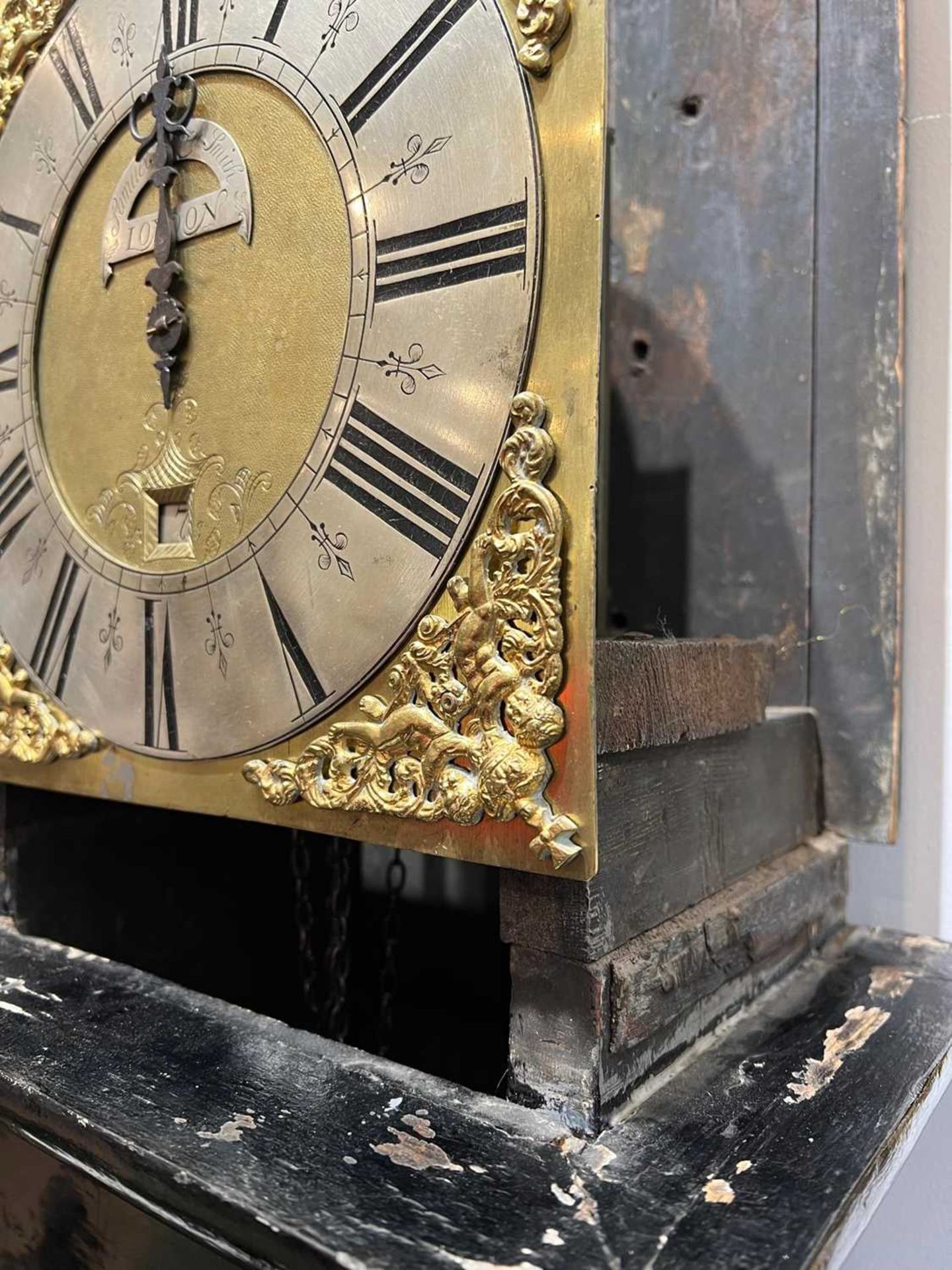 A QUEEN ANNE PERIOD EBONISED LONGCASE CLOCK SIGNED SAMUEL HENRY SMITH, LONDON - Image 3 of 10