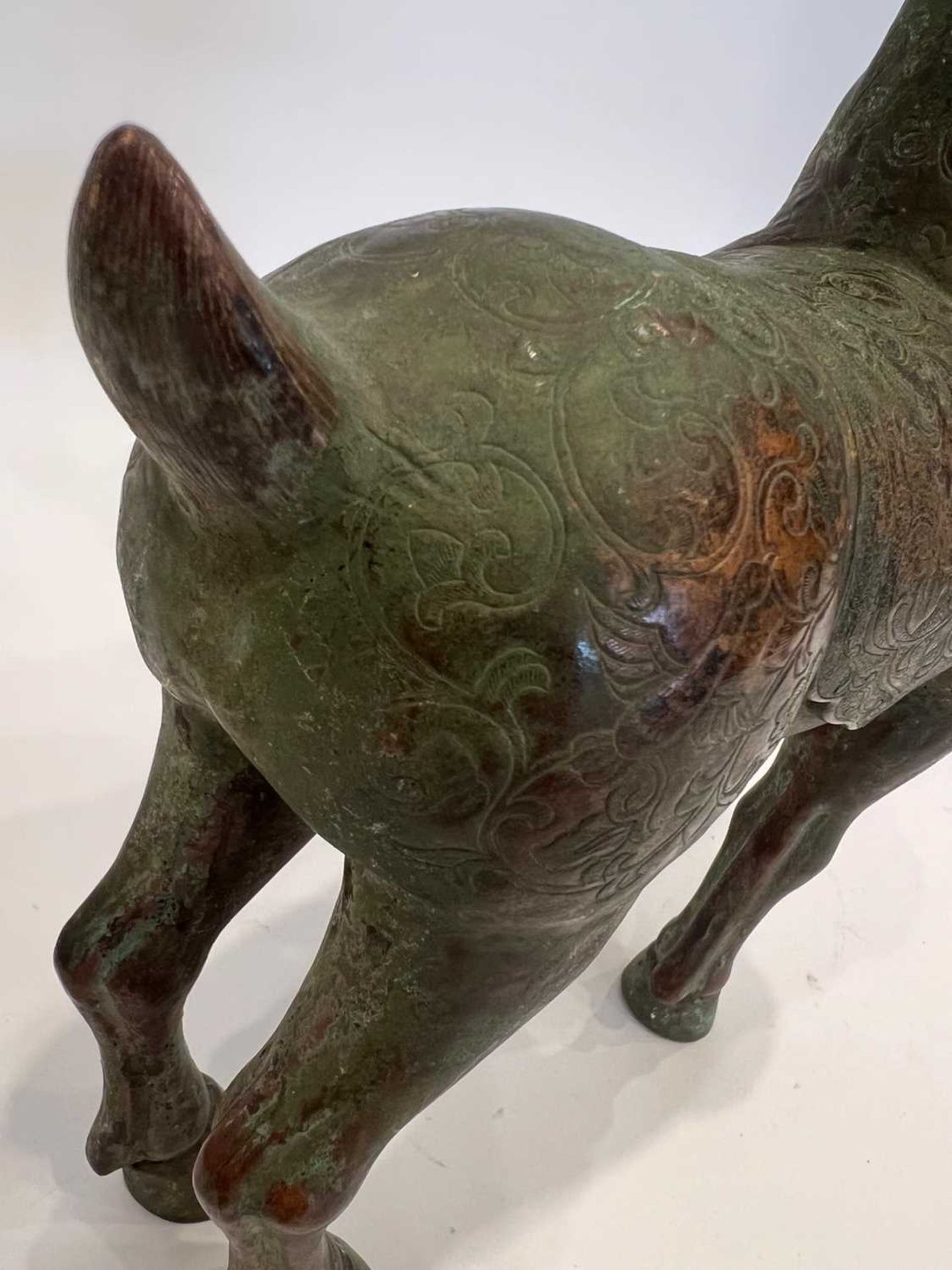 A LATE 19TH CENTURY INDIAN COPPER MODEL OF A DEER - Bild 3 aus 4