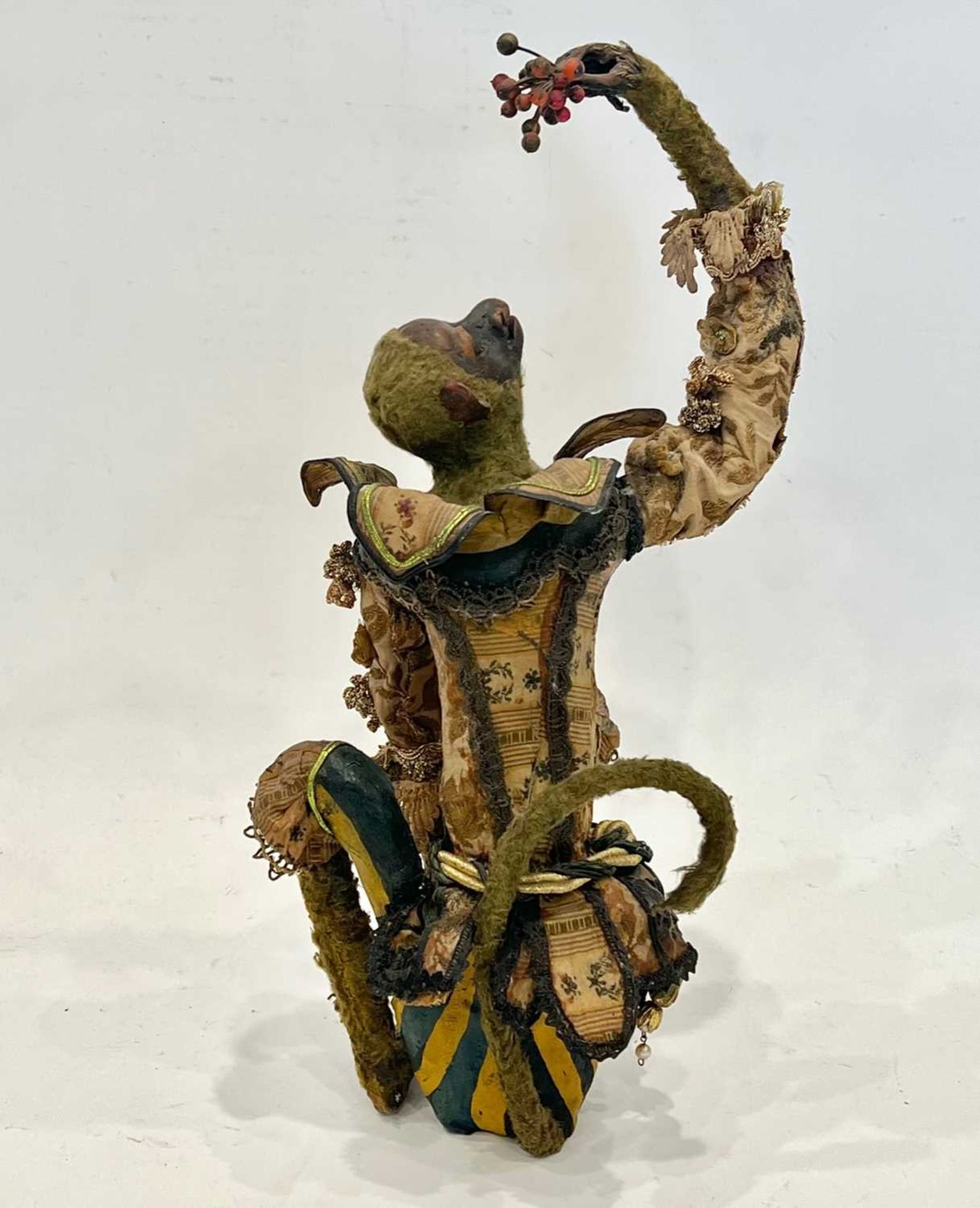 A NEAPOLITAN STYLE MODEL OF A MONKEY DRESSED AS A COURT JESTER - Image 2 of 3