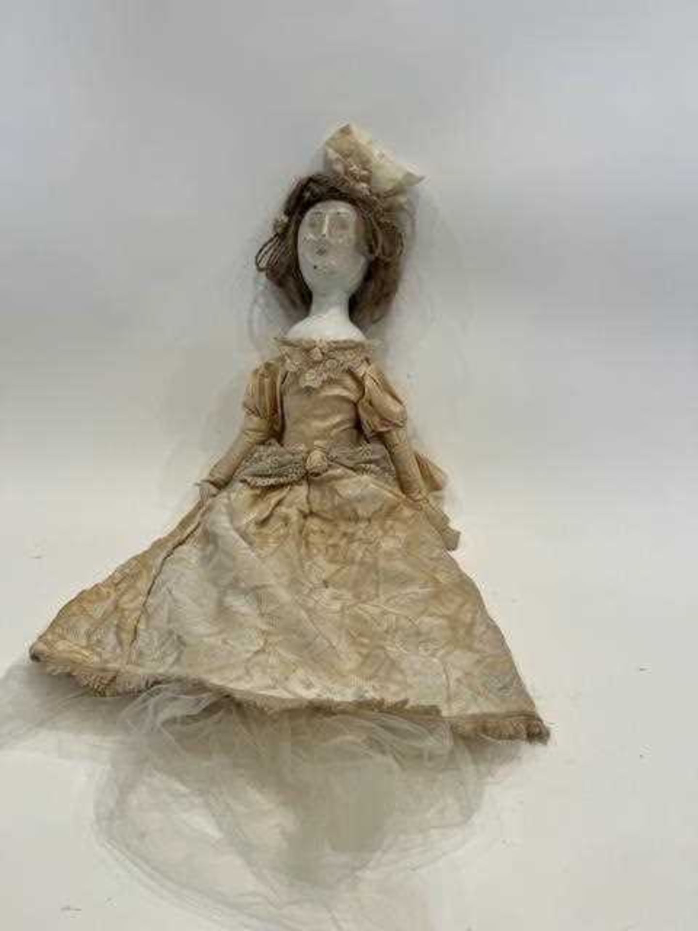 AN 18TH CENTURY STYLE WOODEN DOLL - Image 6 of 13
