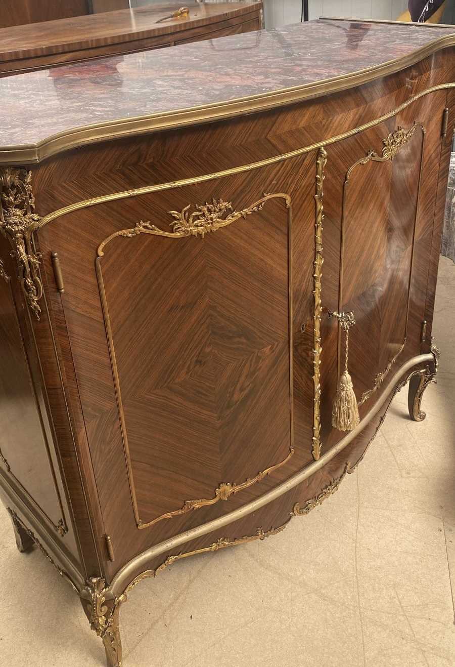 A LATE 19TH CENTURY FRENCH KINGWOOD AND OMROLU MOUNTED CABINET - Image 4 of 11