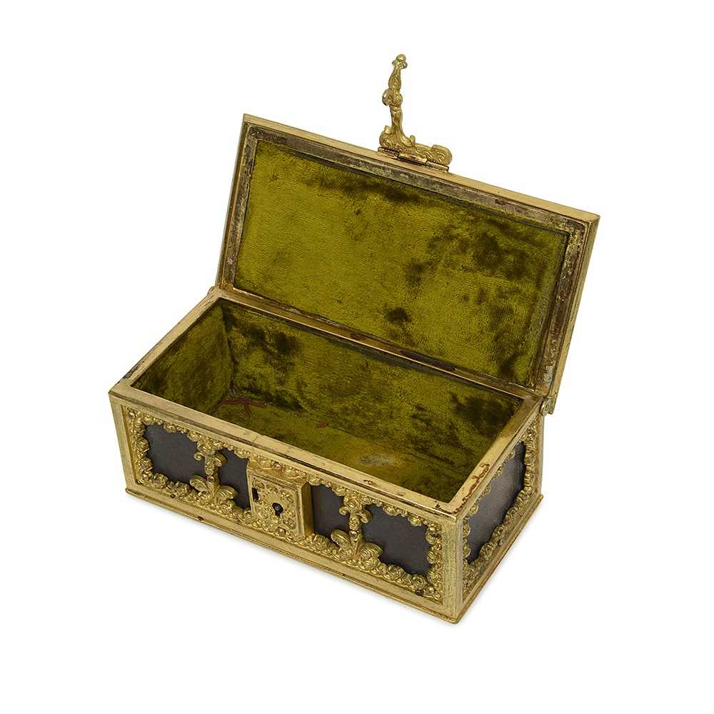 A 19TH CENTURY FRENCH GILT BRONZE LEATHER MOUNTED CASKET - Image 2 of 3