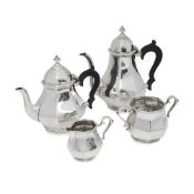 A STERLING SILVER TEA AND COFFEE SET, LONDON, 1919