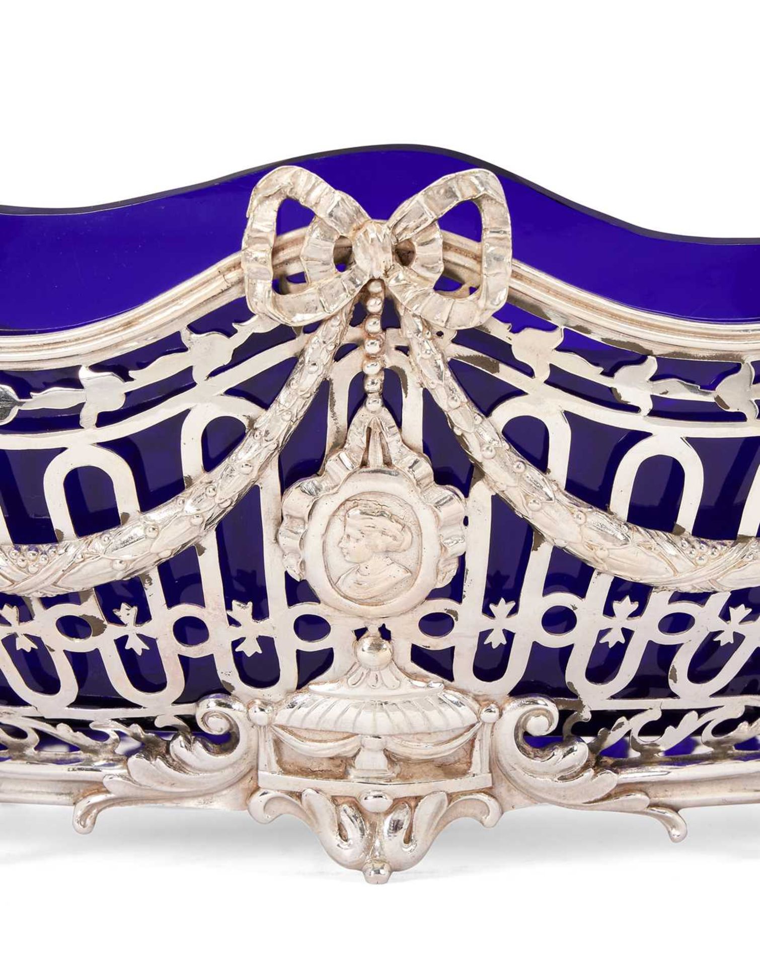 A LARGE LATE 19TH CENTURY GERMAN SILVER AND BLUE GLASS CENTREPIECE - Image 2 of 4