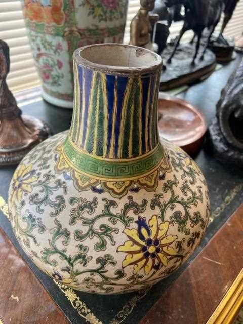 A CHINESE GLAZED POTTERY BALUSTER VASE - Image 7 of 15