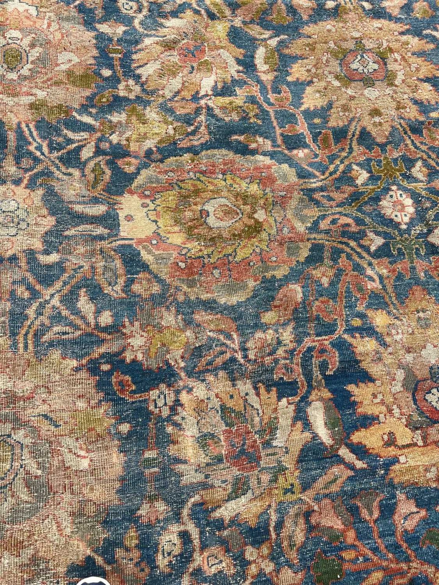 A RARE AND LARGE LATE 19TH CENTURY PERSIAN ZIEGLER CARPET - Bild 12 aus 22