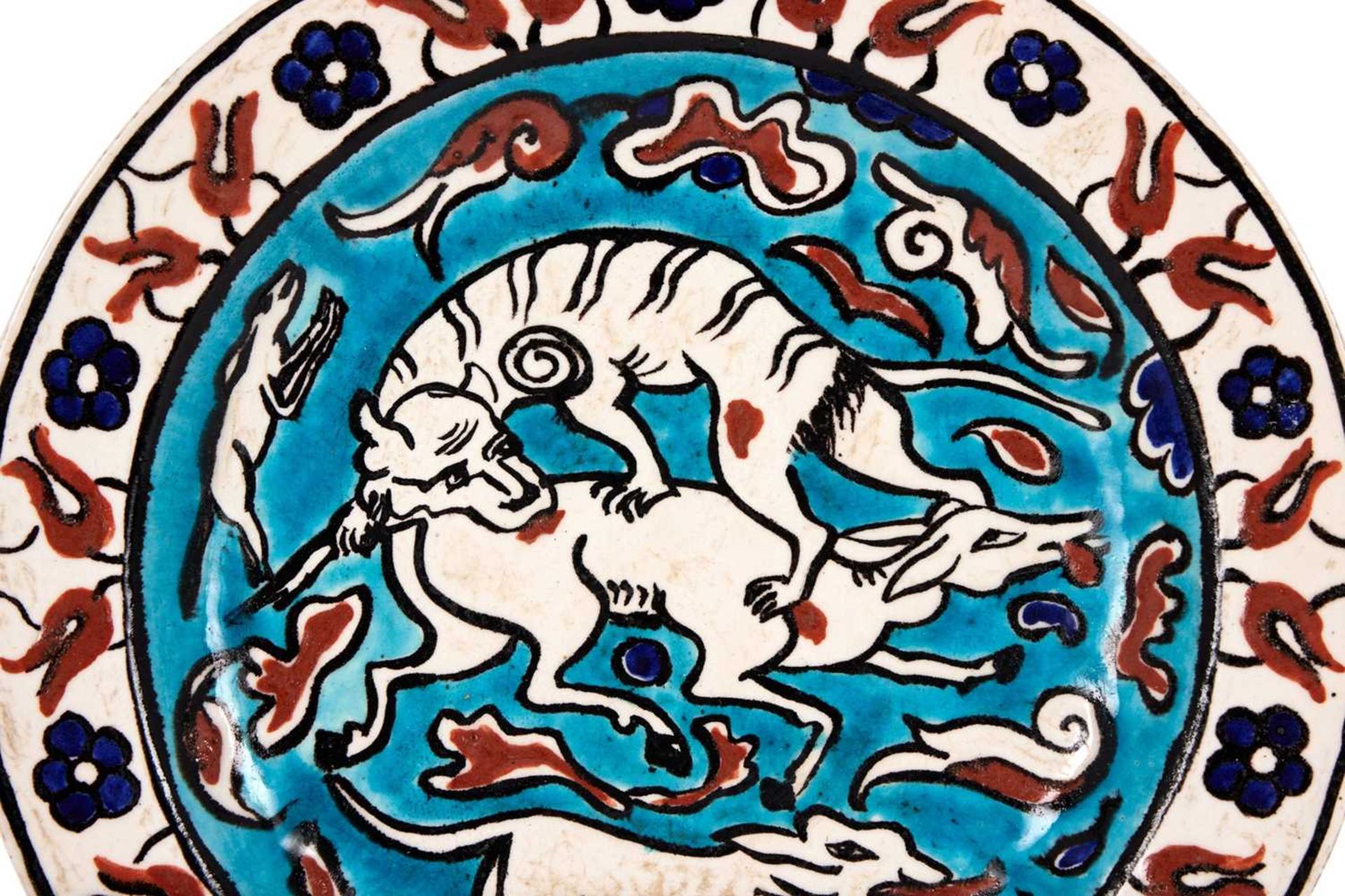 A 19TH CENTURY IZNIK STYLE CHARGER ATTRIBUTED TO SAMSON - Image 2 of 5