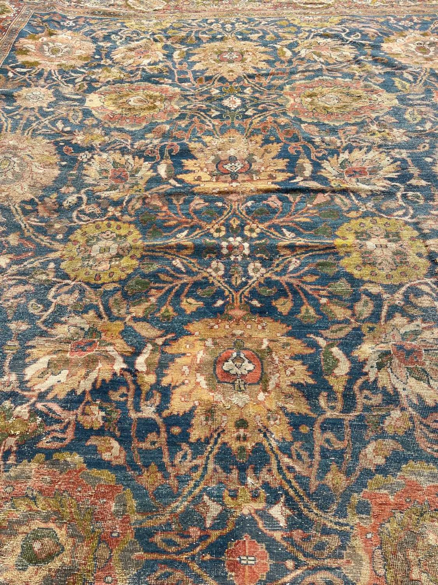 A RARE AND LARGE LATE 19TH CENTURY PERSIAN ZIEGLER CARPET - Bild 10 aus 22