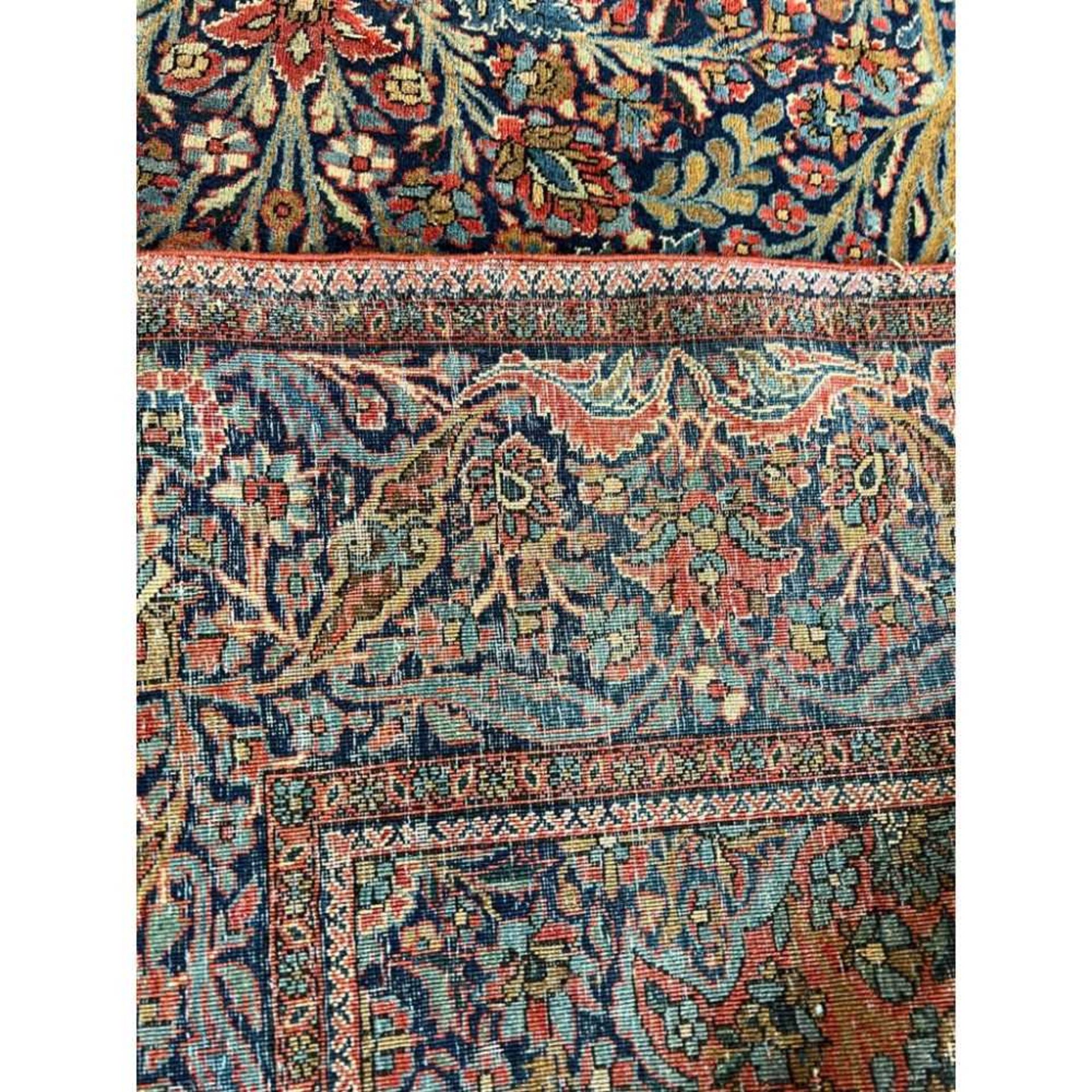A FINE PAIR OF 1920'S MOHTASHAM KASHAN CARPETS - Image 2 of 38