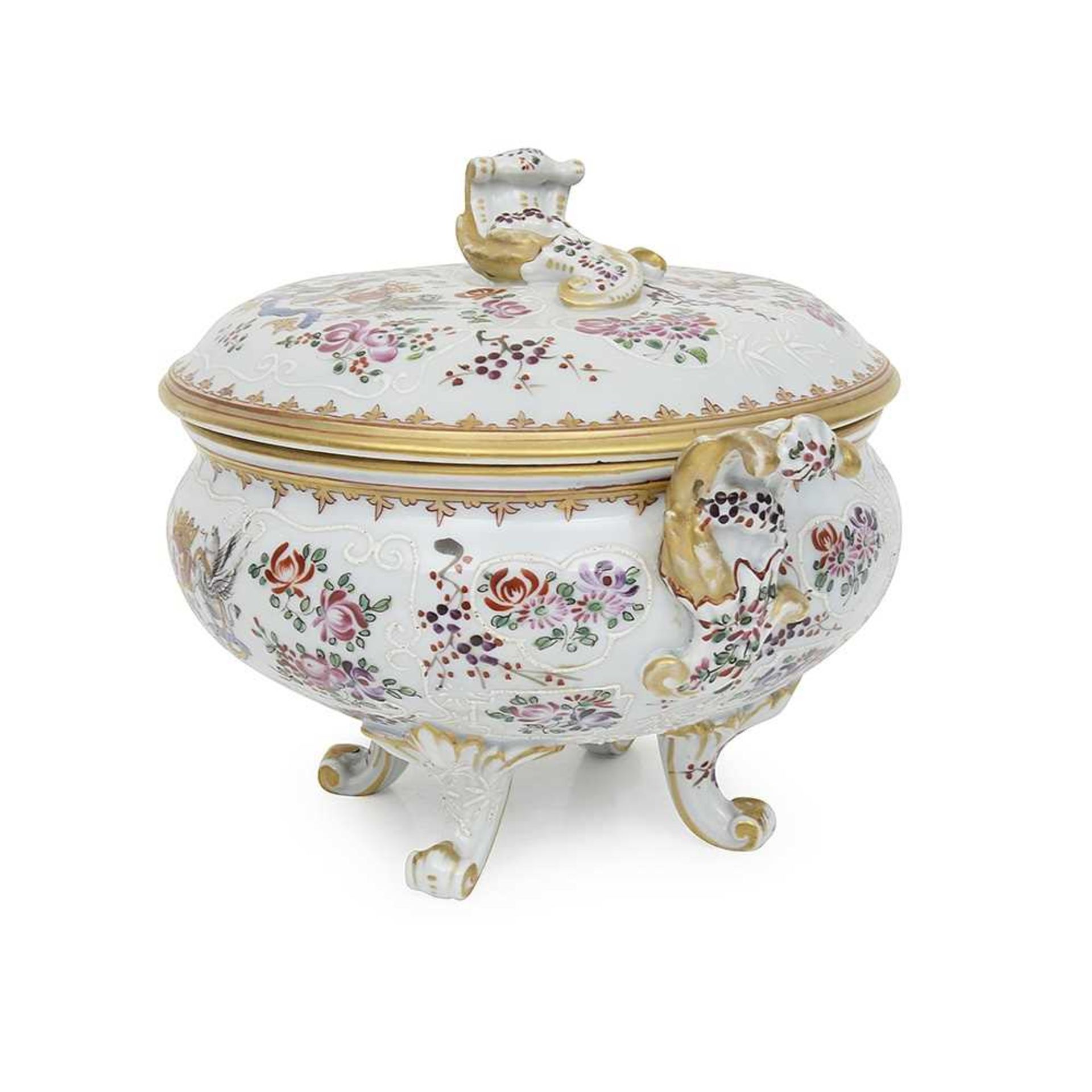 A SAMSON PORCELAIN ARMORIAL TUREEN - Image 2 of 3