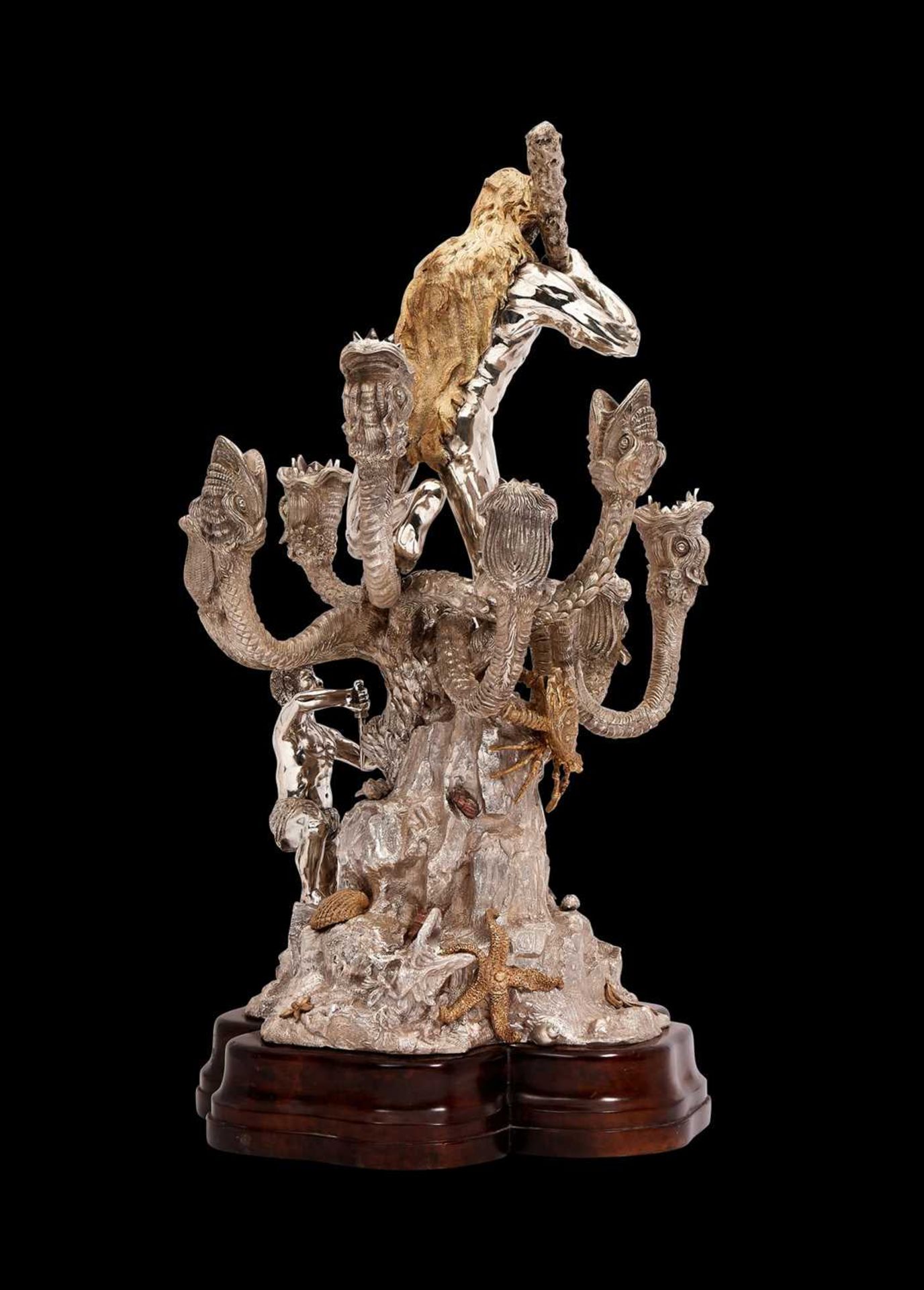 A MASSIVE SILVER CENTREPIECE AFTER THE DUKE OF YORK HERCULES AND HYDRA GROUP OF 1824 - Bild 10 aus 15