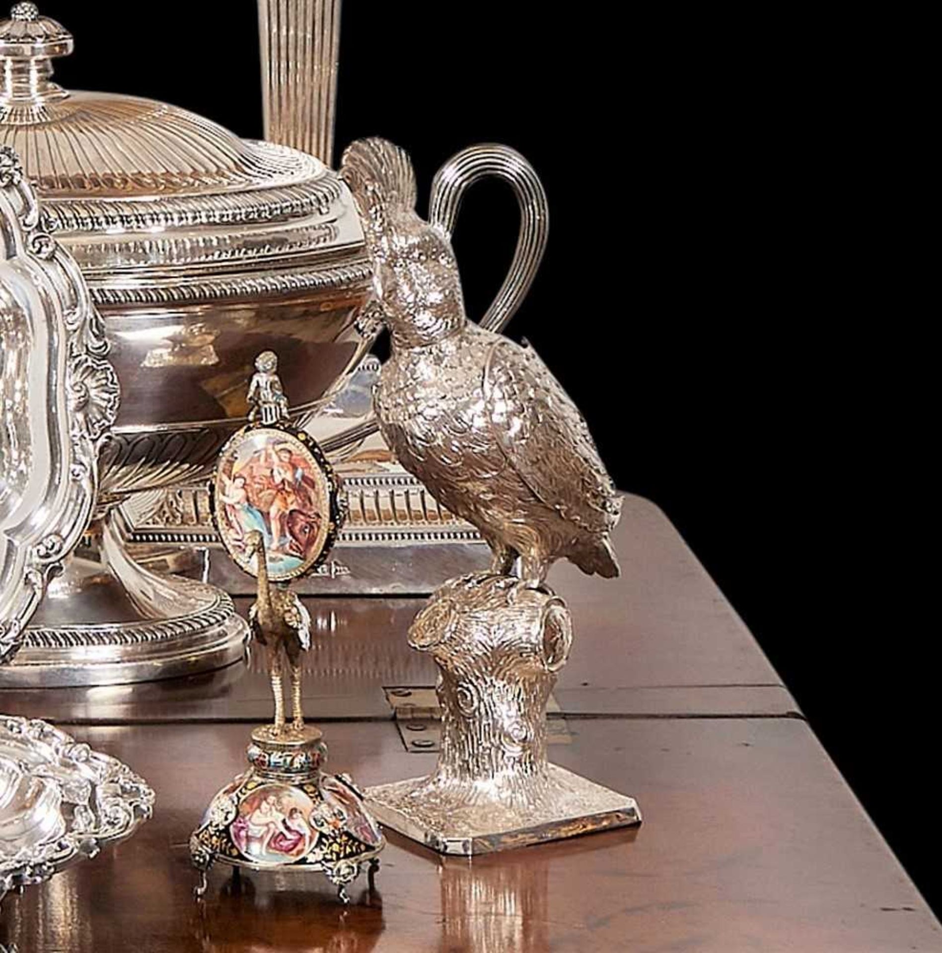 SILVER: A LATE 19TH CENTURY GERMAN CORPORATION CUP MODELLED AS A COCKATOO