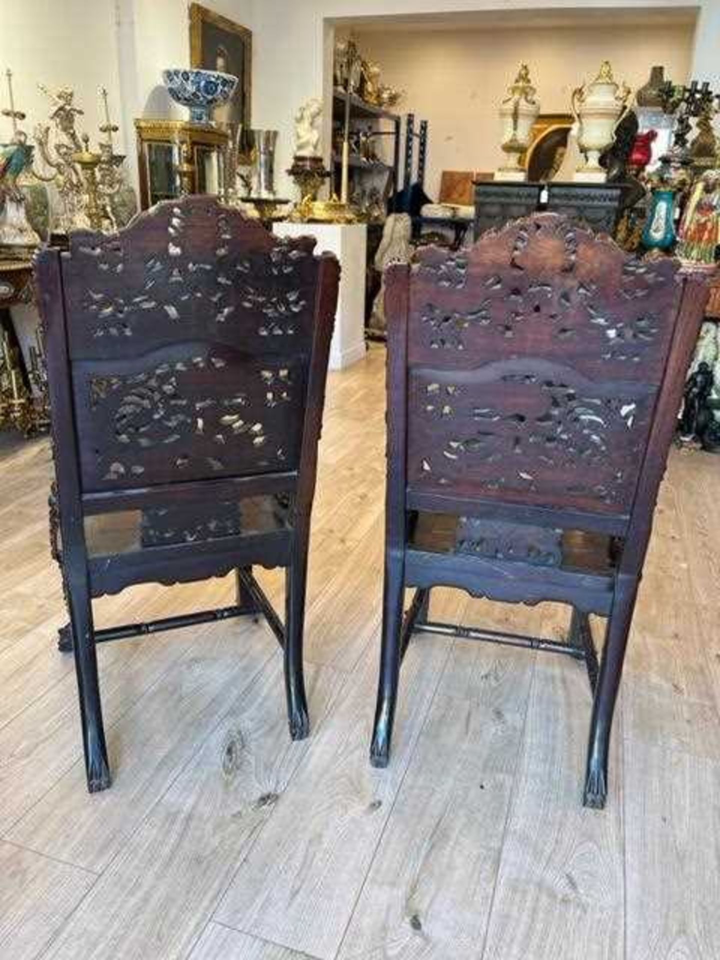 A PAIR OF CHINESE QING DYNASTY CARVED HONGMU CHAIRS - Image 5 of 13