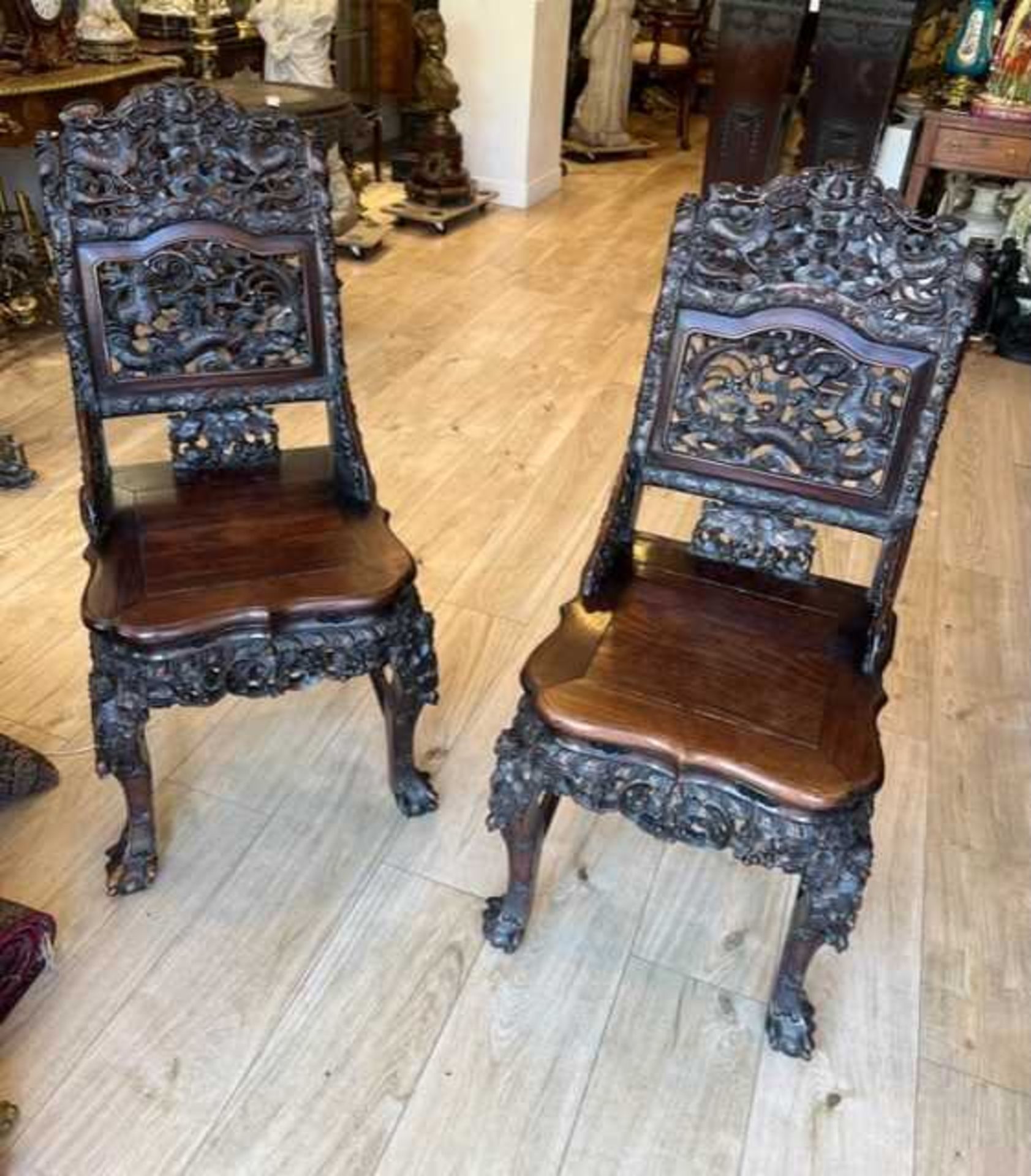 A PAIR OF CHINESE QING DYNASTY CARVED HONGMU CHAIRS - Image 8 of 13