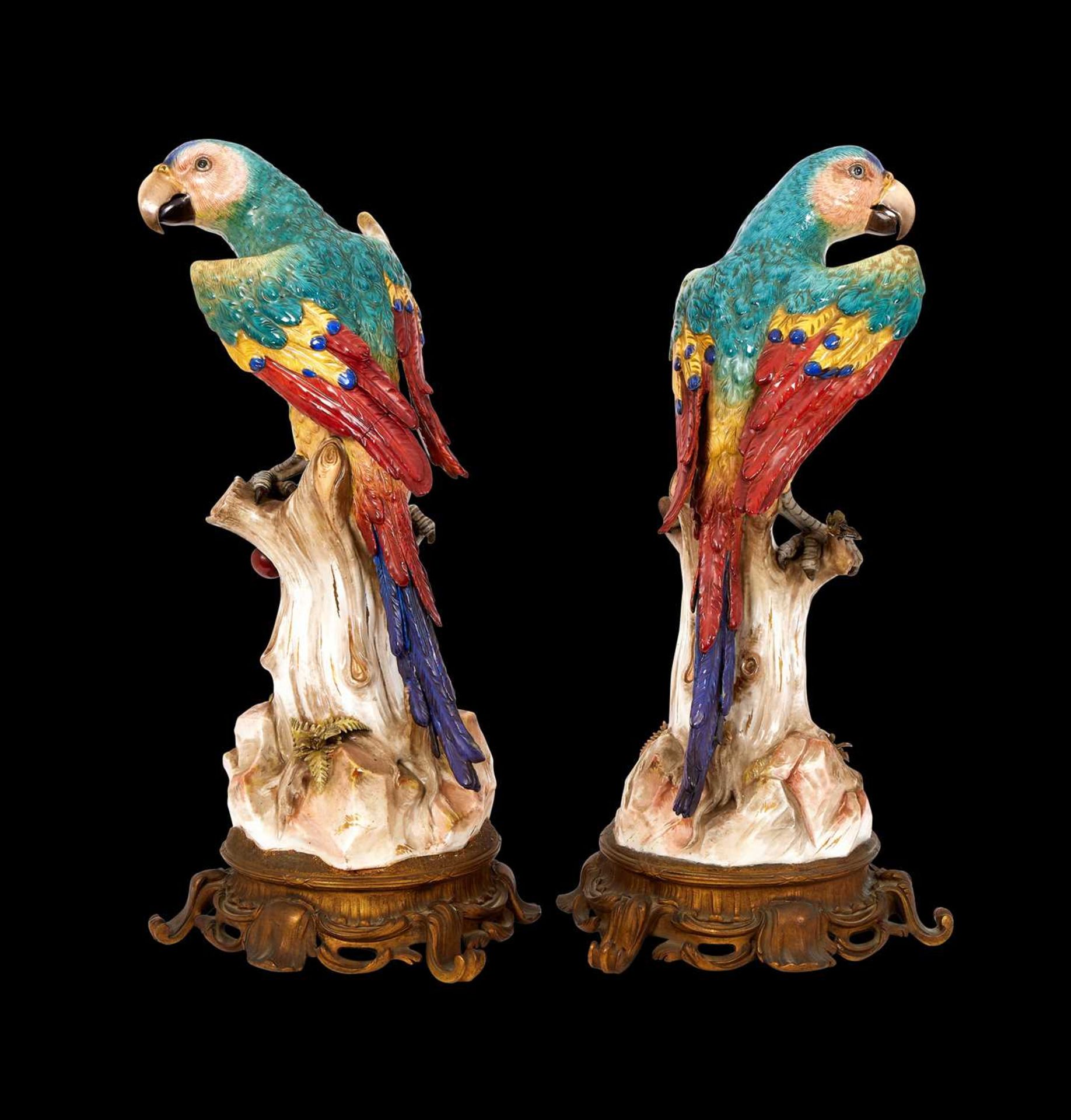 A RARE PAIR OF 19TH CENTURY MEISSEN PORCELAIN MODELS OF PARROTS - Image 2 of 19