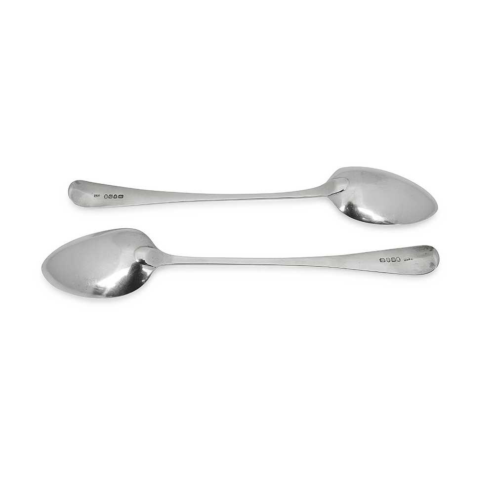 A LARGE PAIR OF GEORGIAN SILVER BASTING SPOONS, LONDON 1799, GEORGE SMITH - Image 2 of 3