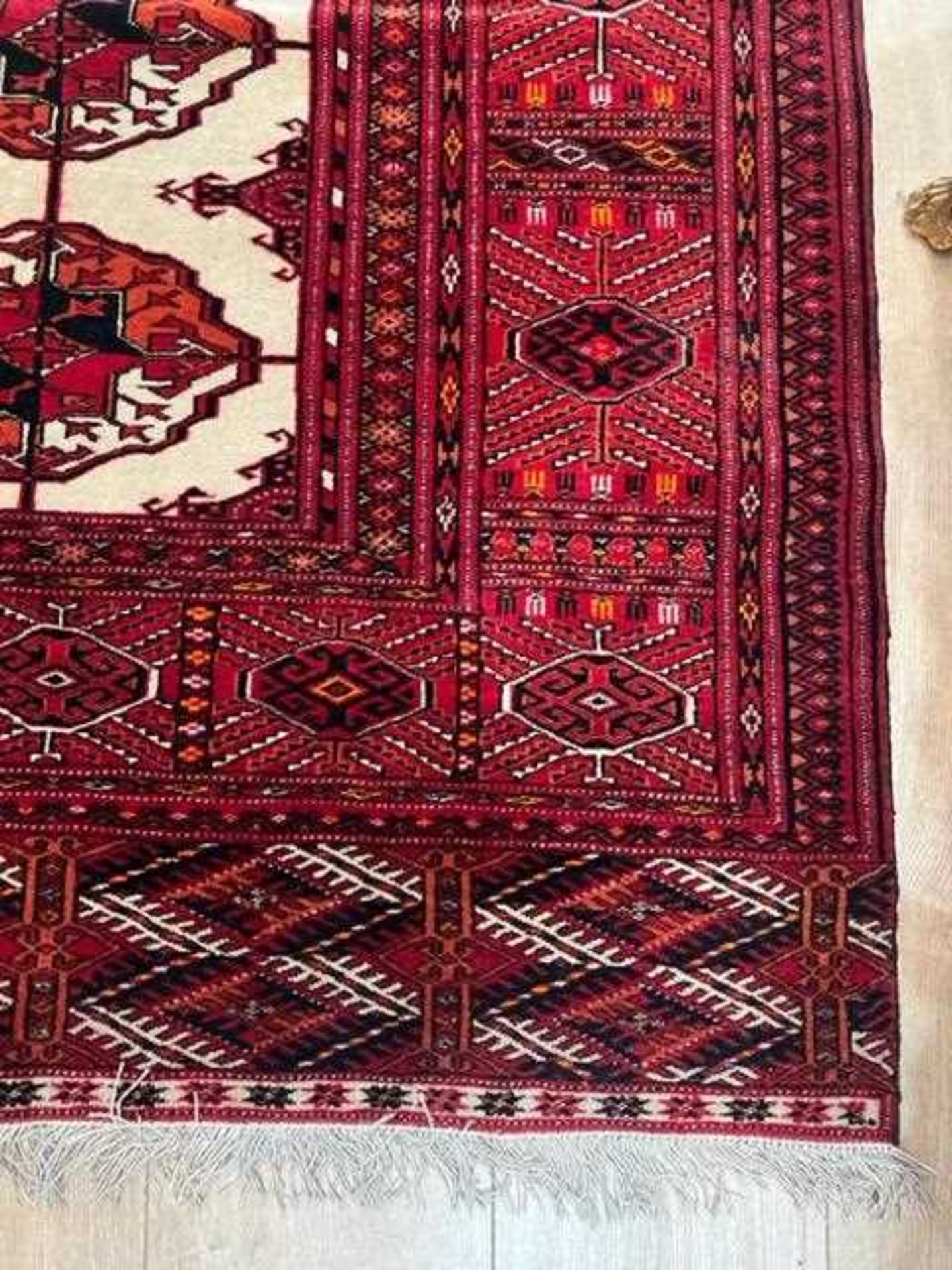 A FINE PART SILK TORKAMAN CARPET - Image 4 of 12