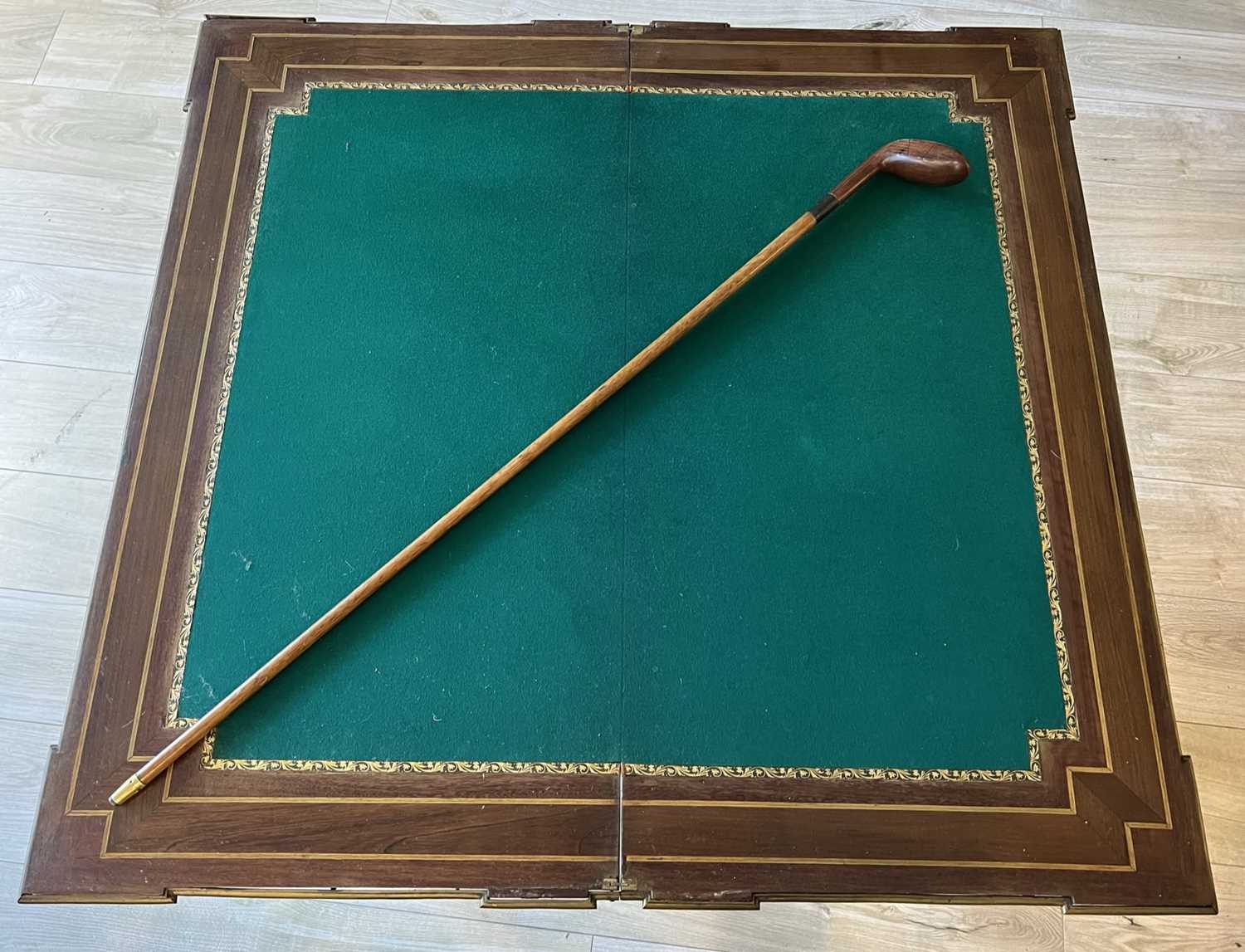 GOLFING INTEREST: A LATE 19TH / EARLY 20TH CENTURY WALKING CANE IN THE FORM OF A GOLF CLUB - Image 2 of 3