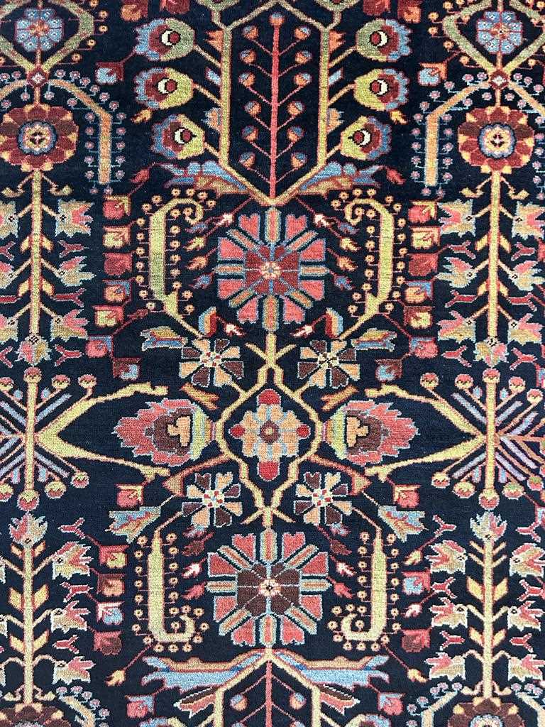 A LATE 19TH CENTURY BAKHTIAR RUG, WEST PERSIA, C. 1890 - Image 3 of 4