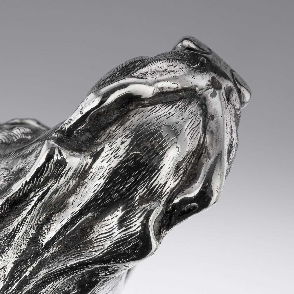 A LARGE SILVER STIRRUP CUP MODELLED AS A HOUND, ITALIAN, MID 20TH CENTURY - Image 9 of 12