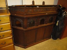 Traditional Carved Oak Bar with Canopy, 160cm