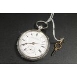 A GENTS VICTORIAN KEY WIND POCKET WATCH IN CHESTER SILVER CASE