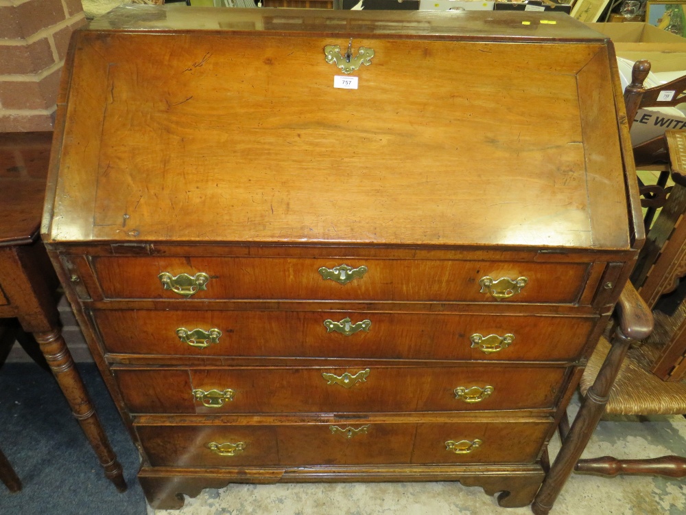 A GEORGIAN MAHOGANY COUNTRYMADE BUREAU W-93 CM A/F