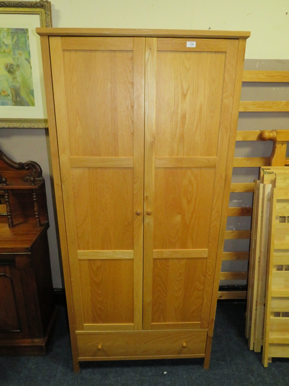 A MODERN OAK TWO DOOR WARDROBE WITH DRAWER H-195 W-90 CM - Image 3 of 4