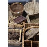 AN ASSORTMENT OF WICKER BASKETS ETC