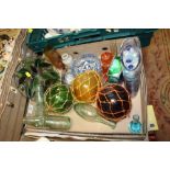 A TRAY OF ASSORTED GLASSWARE TO INC ANTIQUE BOTTLES ETC