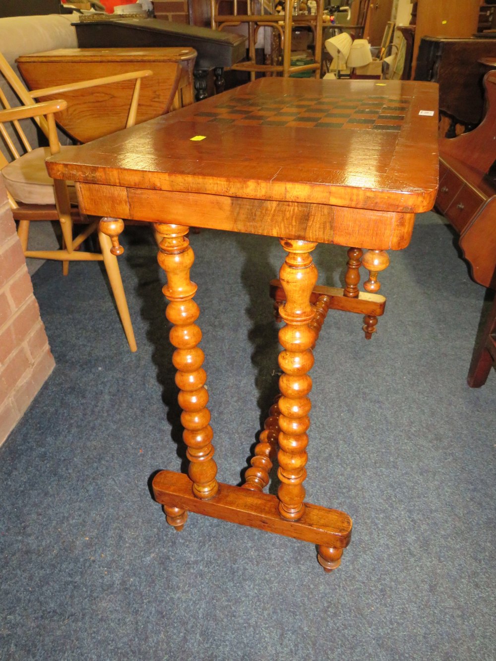 AN ANTIQUE WALNUT CHEQUERBOARD GAMES TABLE W-87 CM - Image 3 of 3