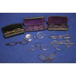 A COLLECTION OF VICTORIAN AND EDWARDIAN PINCE NEZ AND SPECTACLES