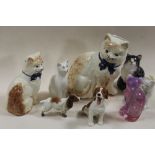 A COLLECTION OF CAT AND DOG FIGURES TO INC ROYAL DOULTON, BELLEEK, BESWICK AND FENTON GLASS (8)