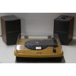 A MUSITREND TURNTABLE TOGETHER WITH A PAIR OF EDIFIER SPEAKERS