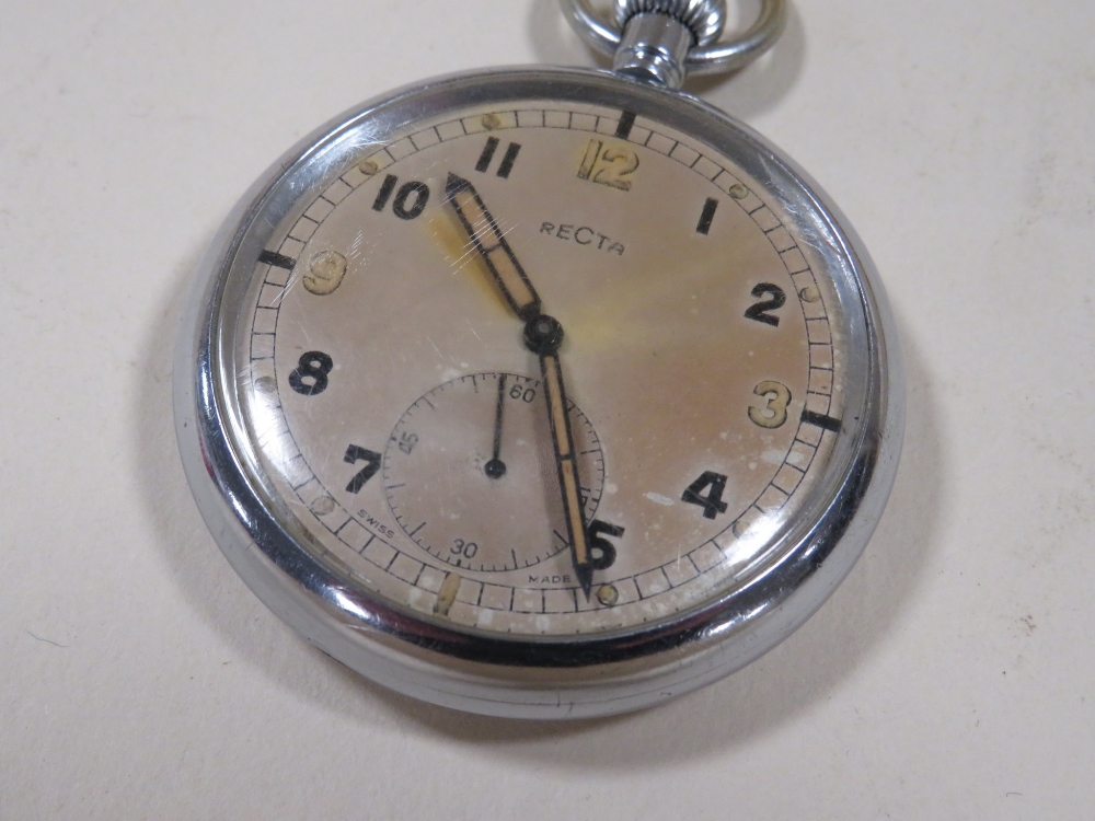 A MILITARY POCKET WATCH BY RELTA - Image 2 of 3