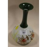 A SIGNED LIMITED EDITION LORNA BAILEY DAFFODIL VASE No 4 / 250