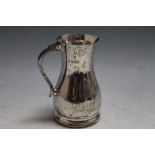 A SLENDER HALLMARKED SILVER CREAM JUG BY THOMAS BRADBURY & SON LTD - SHEFFIELD 1926, approx weight