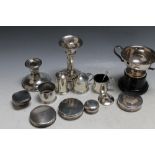 A COLLECTION OF HALLMARKED SILVER TO INCLUDE CRUET PIECES, toilet jar lids, squat candlestick etc,