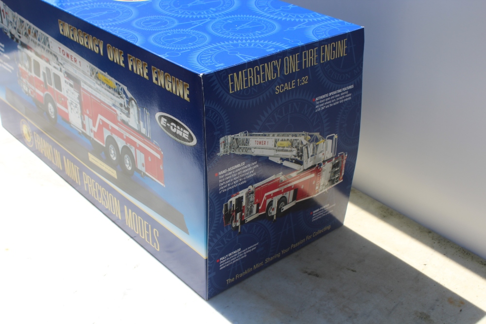 THE FRANKLIN MINT PRECISION MODELS, a boxed E-One Emergency One Tower One fire engine, scale 1:32, - Image 2 of 6