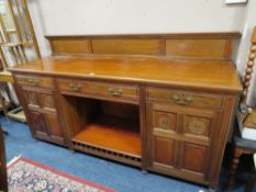 A LARGE EDWARDIAN MAHOGANY SERVING SIDEBOARD W-214 CM