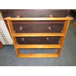 AN OAK OPEN HANGING PLATE RACK W-89 CM