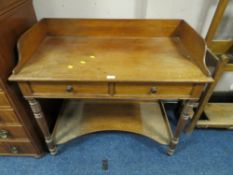 A VICTORIAN MAHOGANY TRAY-TOP WASHSTAND W-102 CM