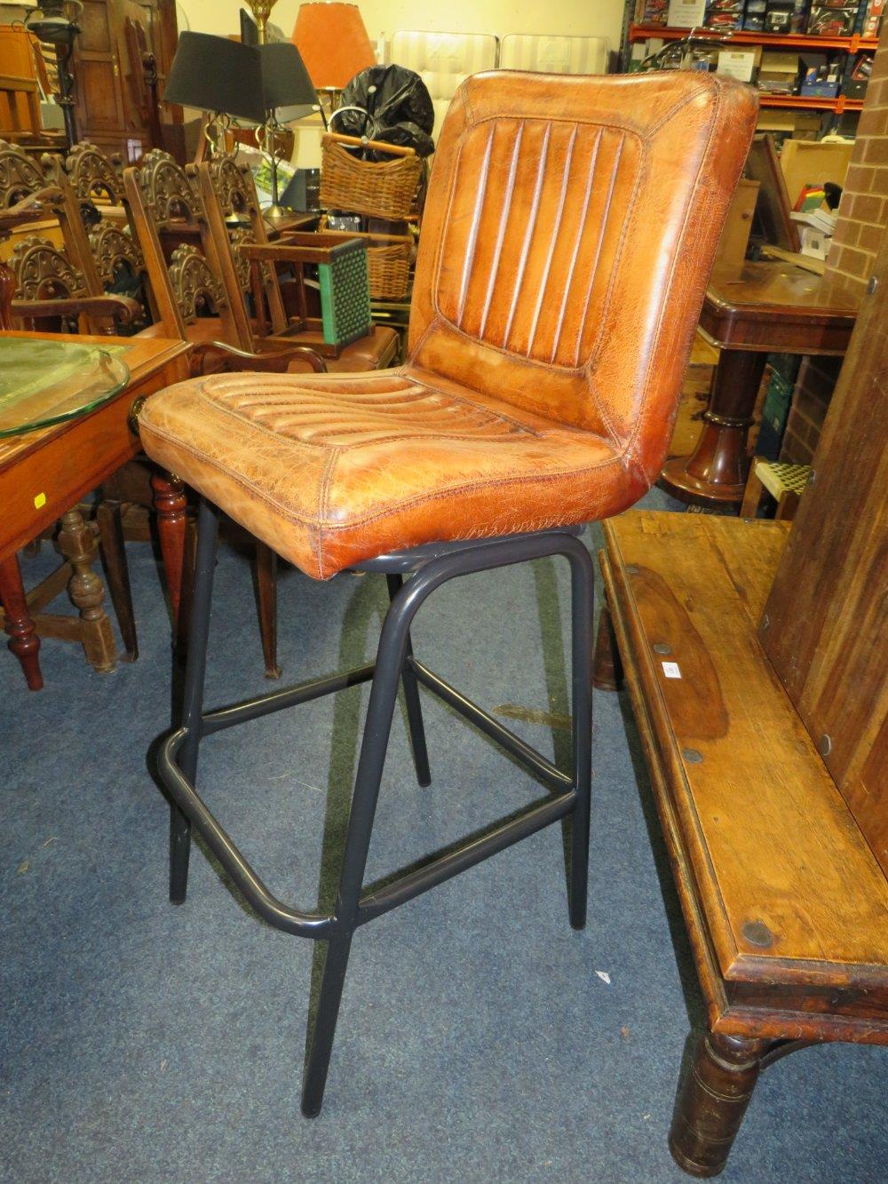 A TAN LEATHER BAR STOOL - Image 2 of 3