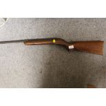 A VINTAGE B.S.A AIR RIFLE No. B62342